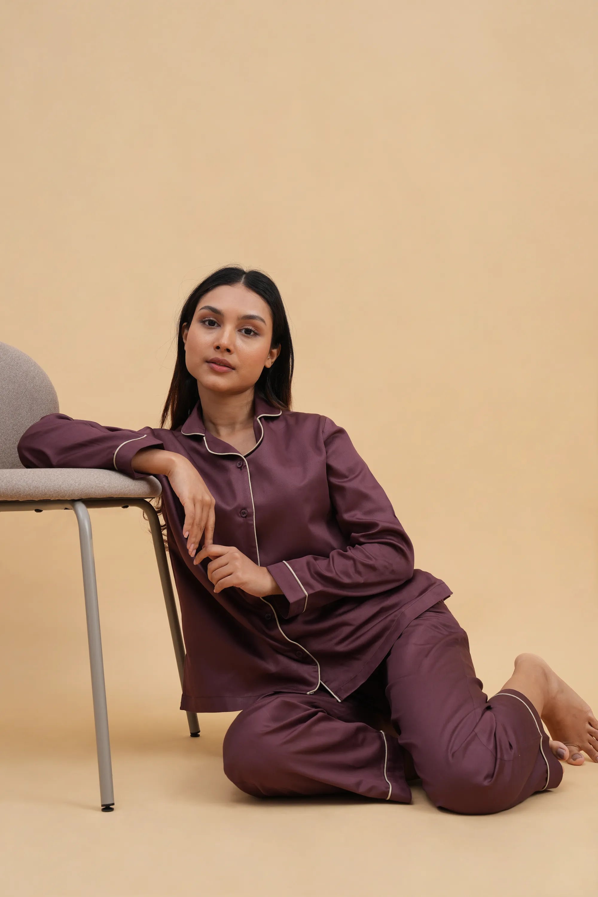 wine down bra-less pyjama set