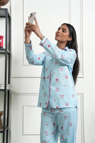 doodle dreams bra-less pyjama set