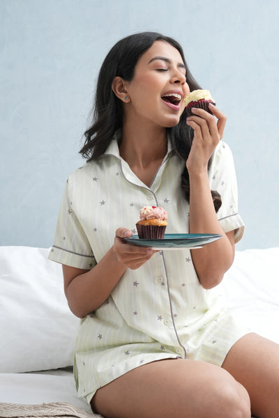 starry dreams bra-less shorts set