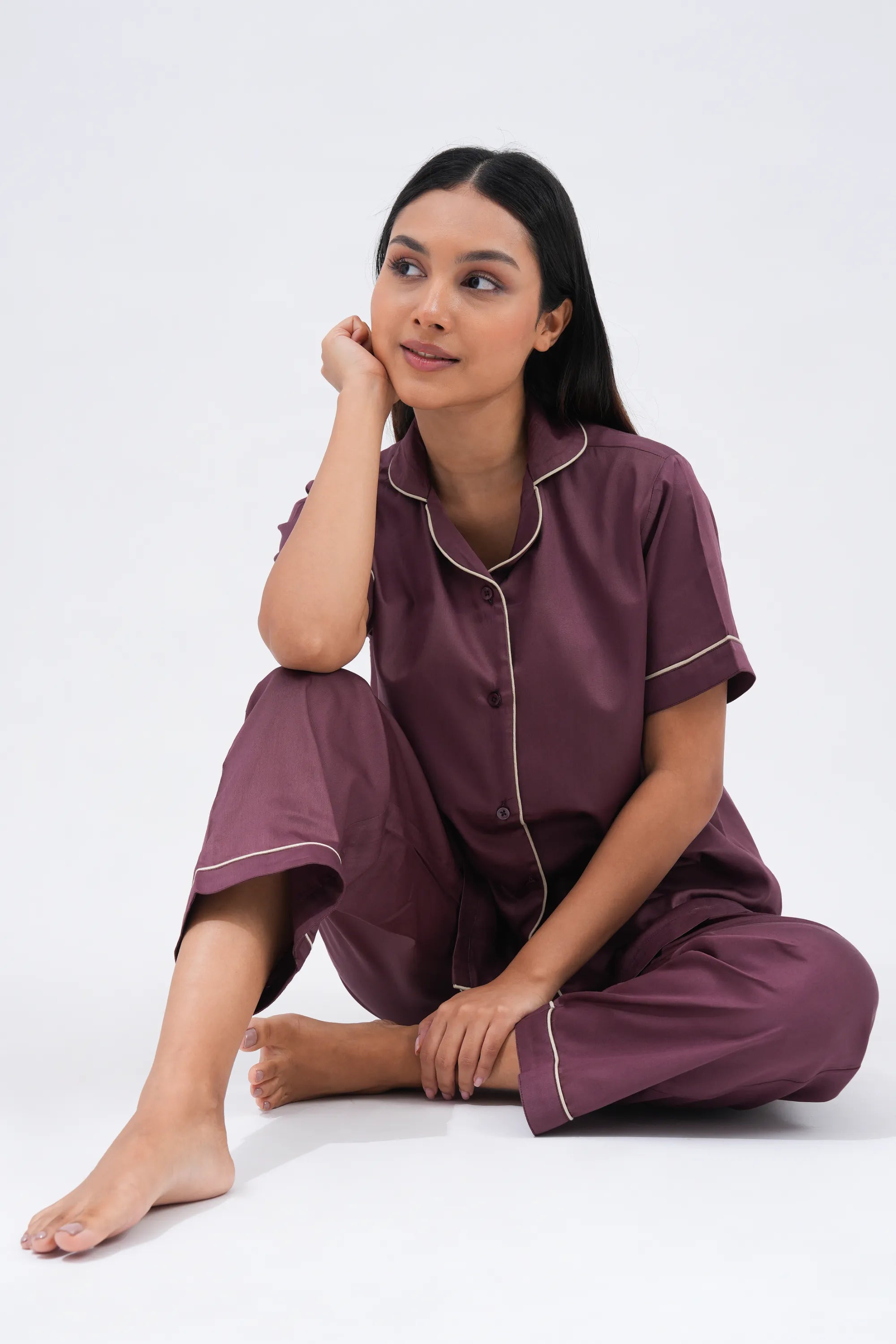 wine down bra-less pyjama set